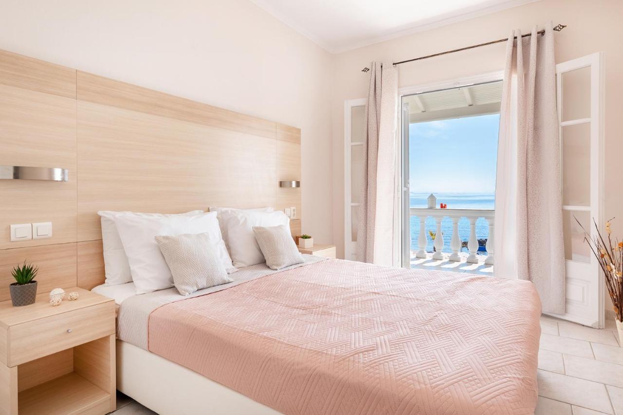 Albatross Apartments By Konnect, Ipsos Corfu Exteriör bild