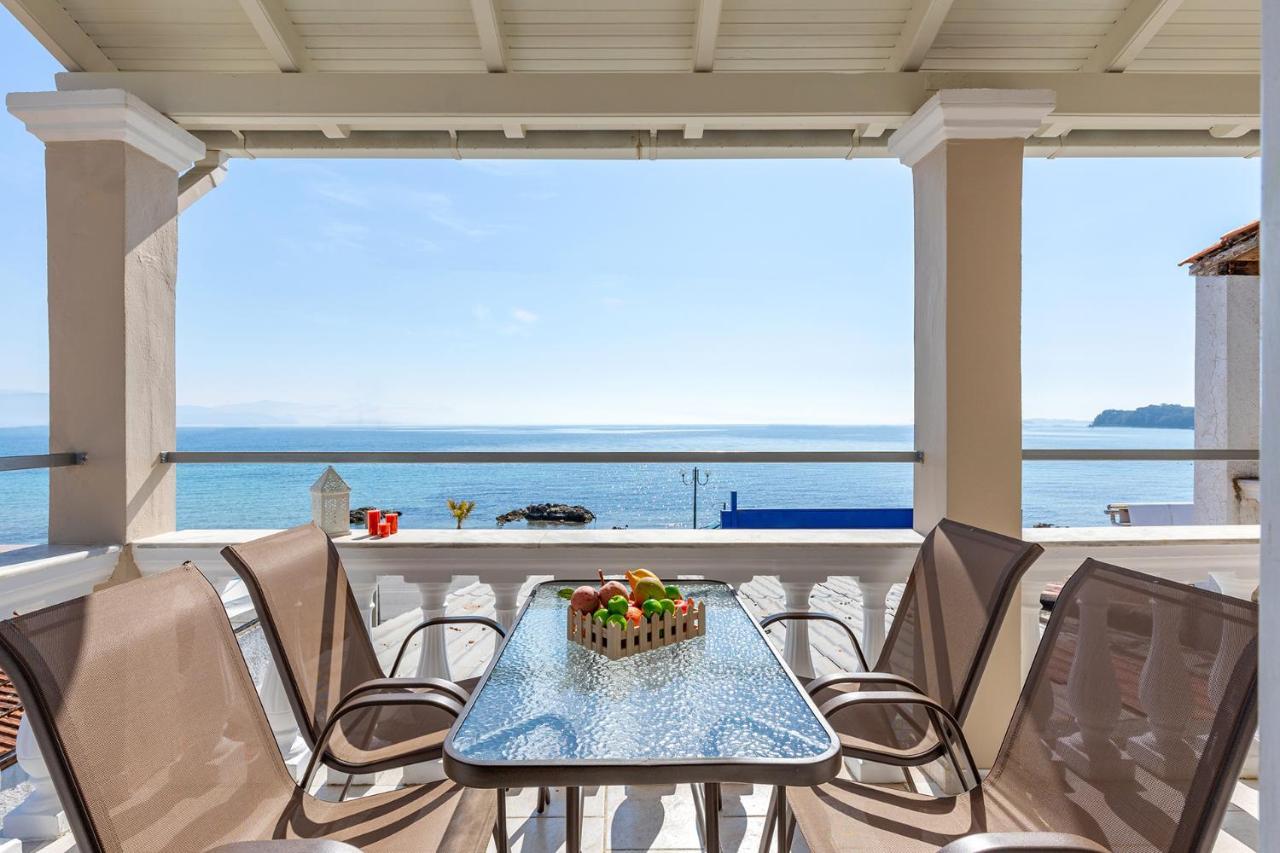 Albatross Apartments By Konnect, Ipsos Corfu Exteriör bild